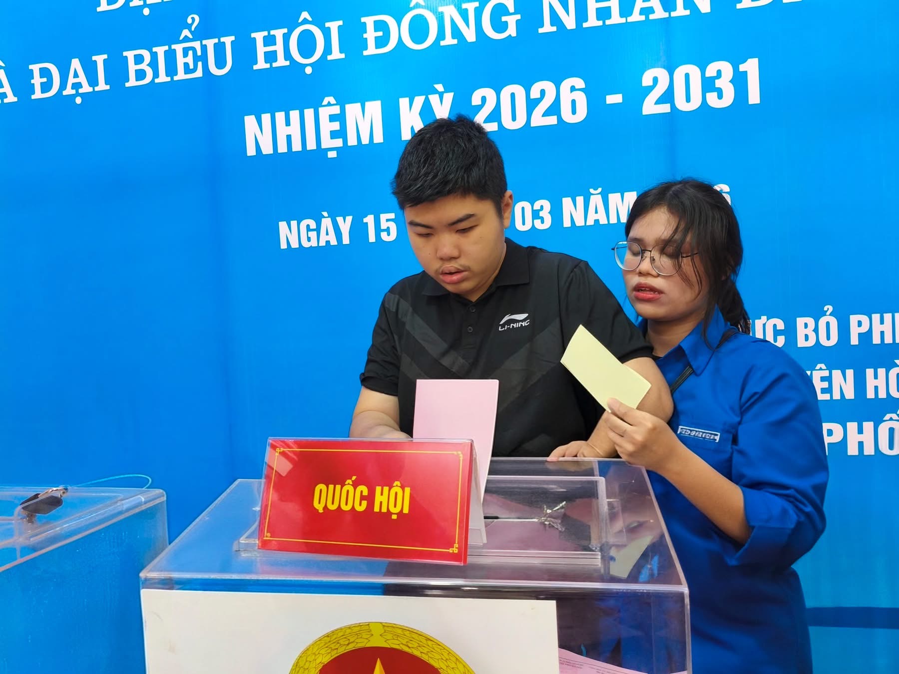 Hỗ trợ người khiếm thị bầu cử đại biểu Quốc hội khóa XVI và đại biểu HĐND các cấp 